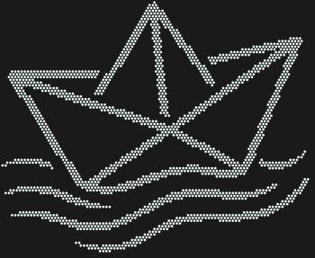 Рисунок из страз «Бумажный кораблик» – это 1809 искрящихся капель, застывших в движении, что увлекут вас в мир мечтаний, где лёгкий парусник скользит по волнам вашего воображения.