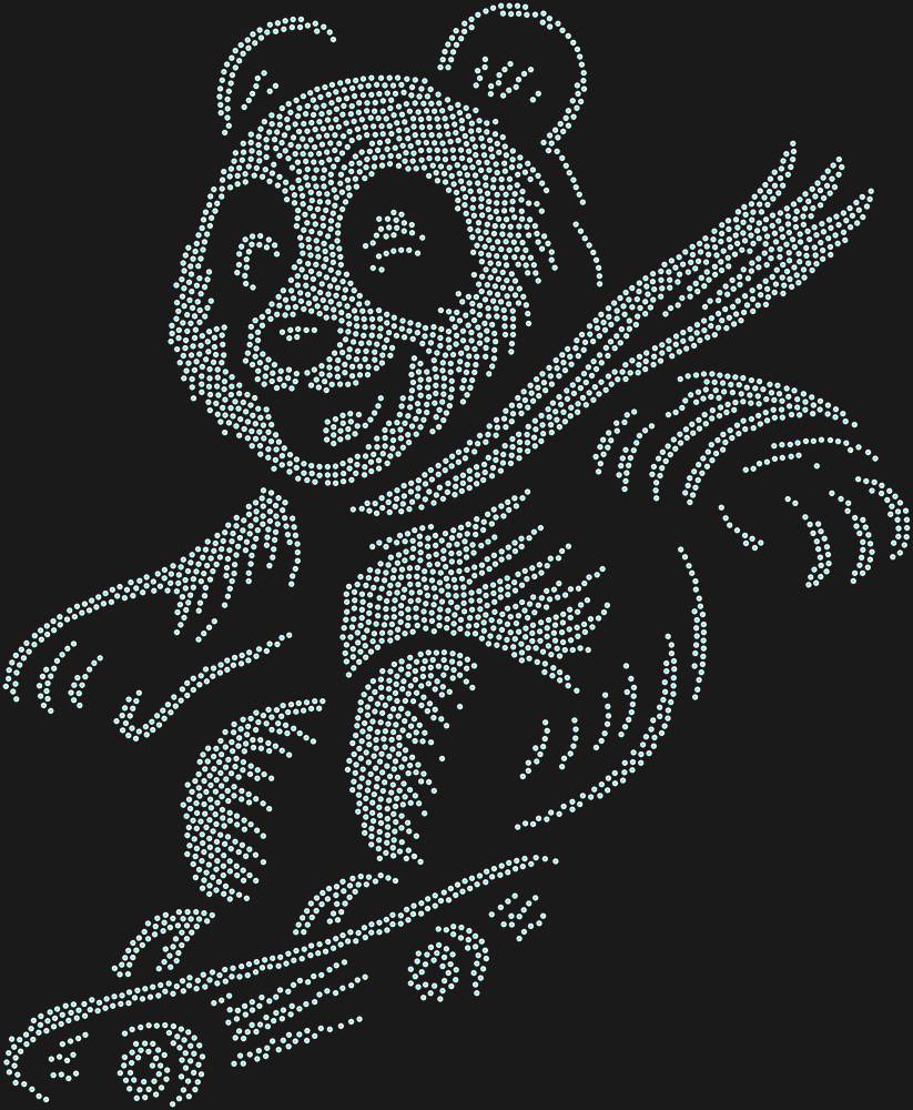 Трафарет Panda on a skateboard — RHT_PANDASKATE1_SS20_CRYSTAL_AB_DMC