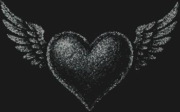 Сердце с крыльями – 3744 мерцающие стразы воплощают нежность и свободу, унося мечты на невидимых крыльях в небесную даль.