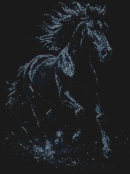 Трафарет из страз «Лошадь, бегущая по полю», сияющий 4025 огоньками, воплощает необузданную свободу и грацию, застывшие в блеске каждой грани.