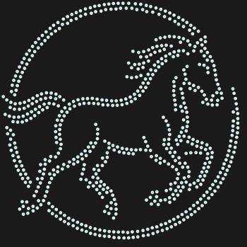 Рисунок из страз «Лошадь» на 683 стразах: дайте волю своему творчеству, и пусть этот гордый скакун вихрем вдохновения ворвется в ваш мир, унося на своих крыльях повседневность.