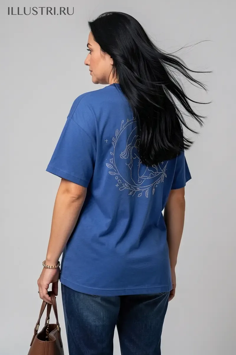 Визуализация Девушка на луне в веточке