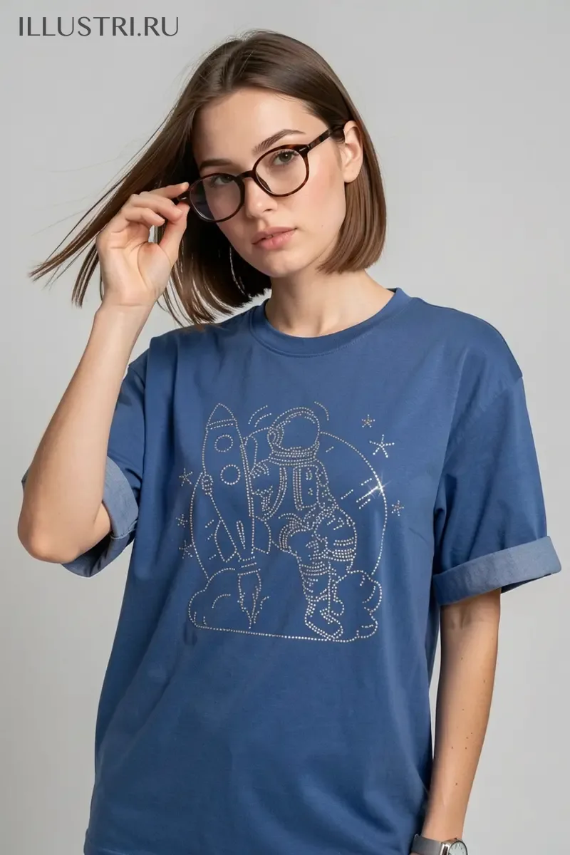 Визуализация Космонавт с ракетой в руке